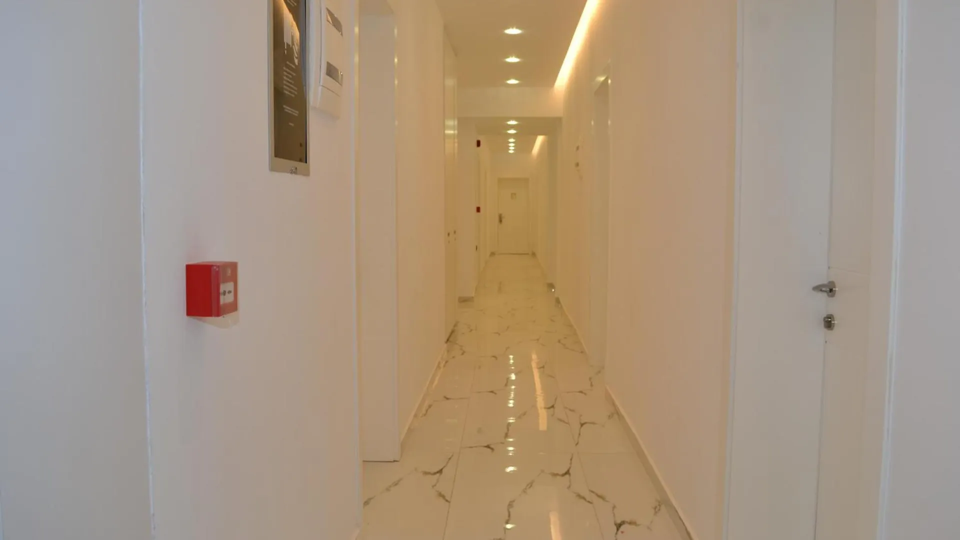 Gl Hotel Ksamil