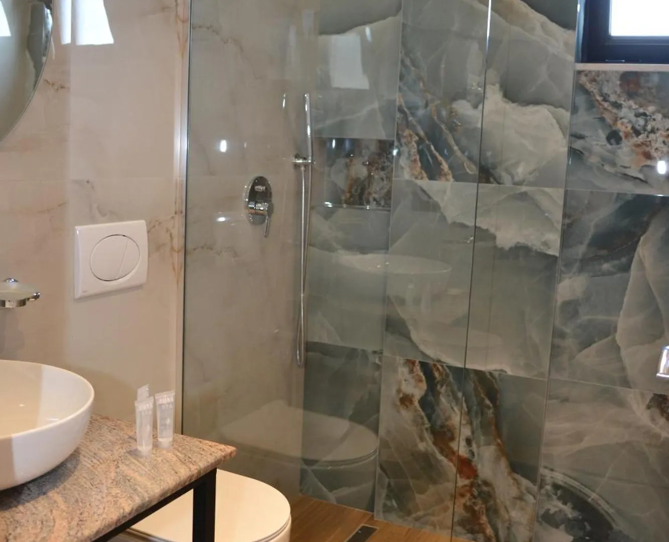 Gl Hotel 사밀